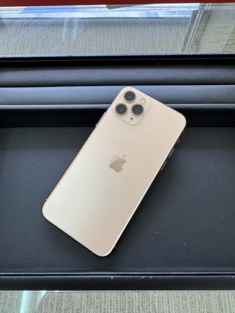 SIMロック解除(au)iPhone11Pro 64GB ゴールド MWC52J/A