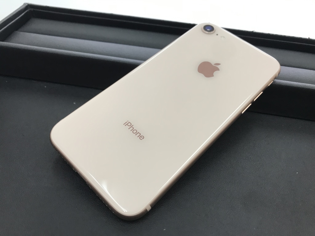 SIMロック解除(au)iPhone8 64GB ゴールド MQ7A2J/A