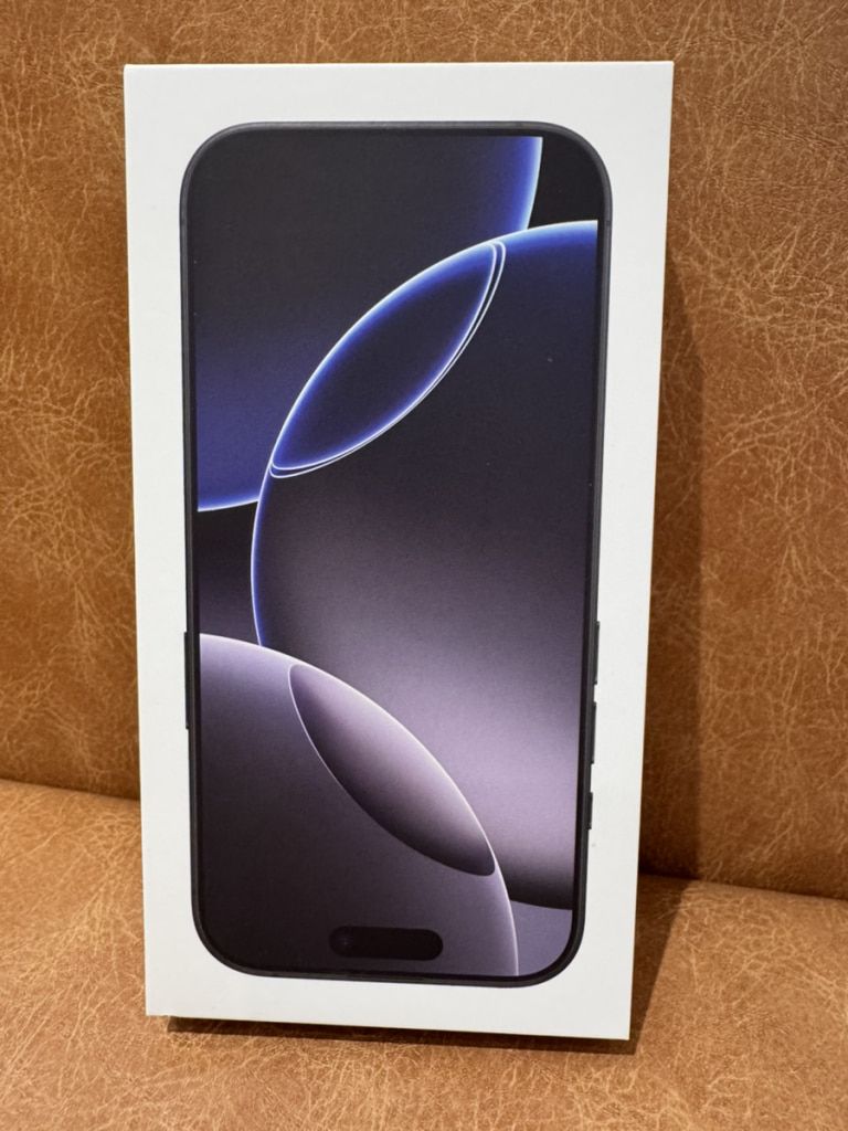 iPhone16Pro 128GB ブラックチタニウム MYMV3J/A