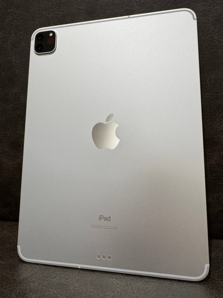 iPad Pro 11inch 第2世代 Wi-Fi +Cellular 256GB シルバー MXE52J/A