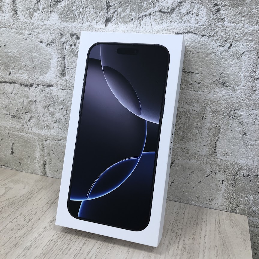 SIMロック解除(au) iPhone16ProMAX 256GB ブラックチタニウム MYWG3J/A