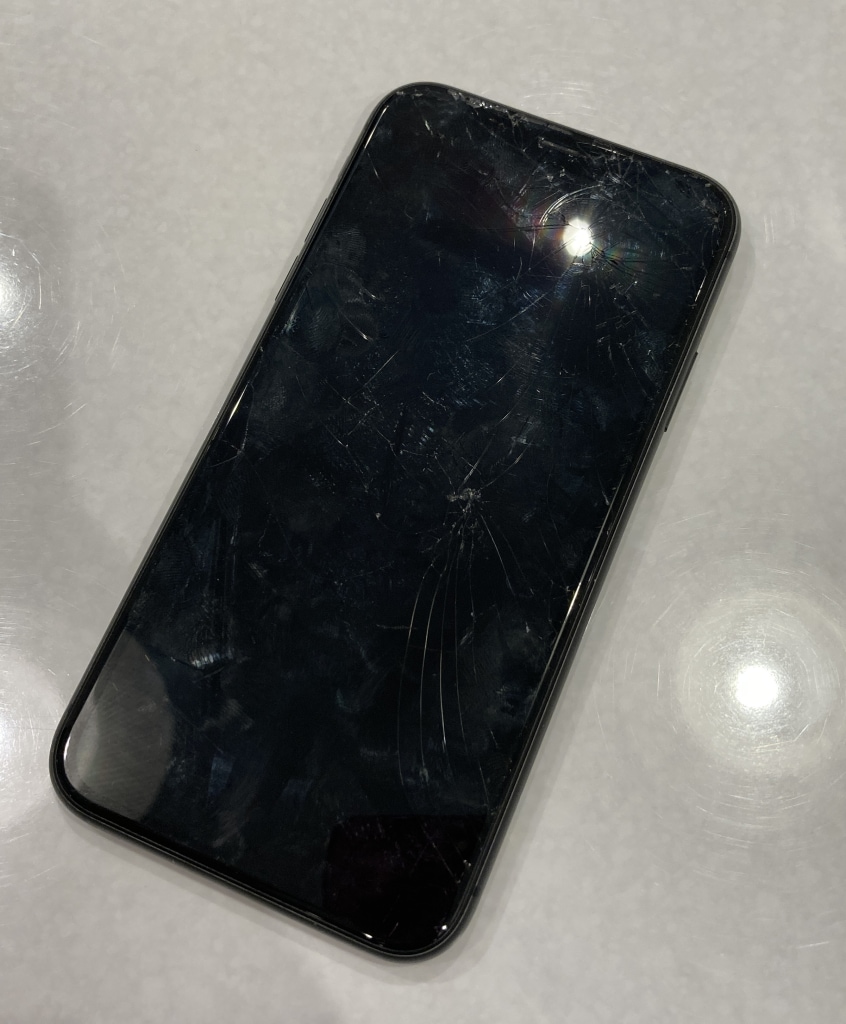 SIMロック解除(au) iPhone11 128GB ブラック MWM02J/A