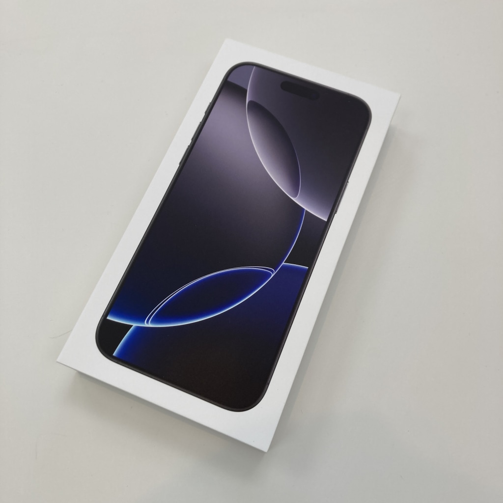 iPhone16ProMAX 256GB ブラックチタニウム MYWG3J/A
