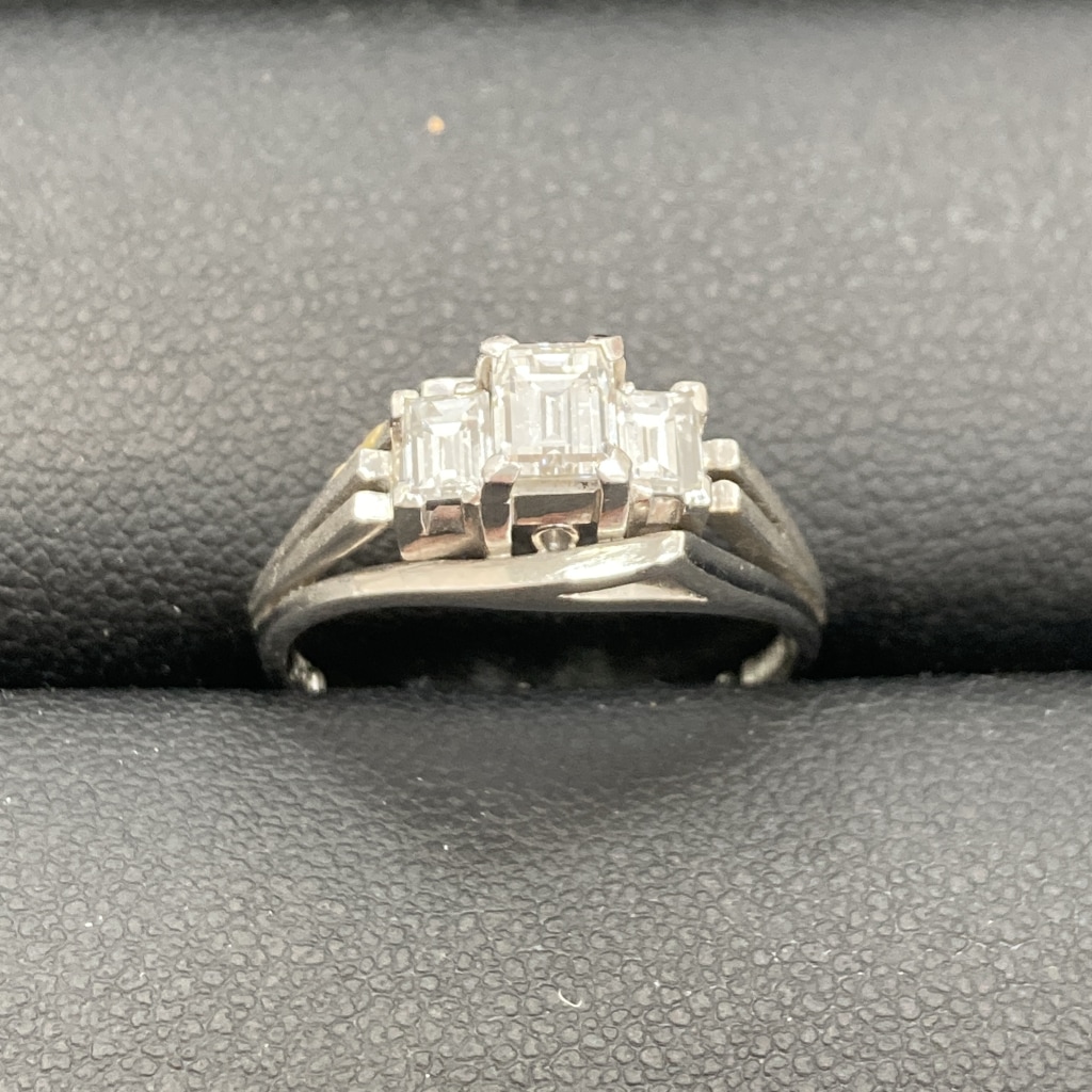 Pt900 ダイヤリング 0.42ct
