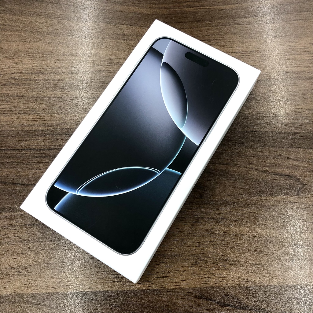 国内版SIMフリー iPhone16ProMax 256GB ホワイトチタニウム MYWH3J/A