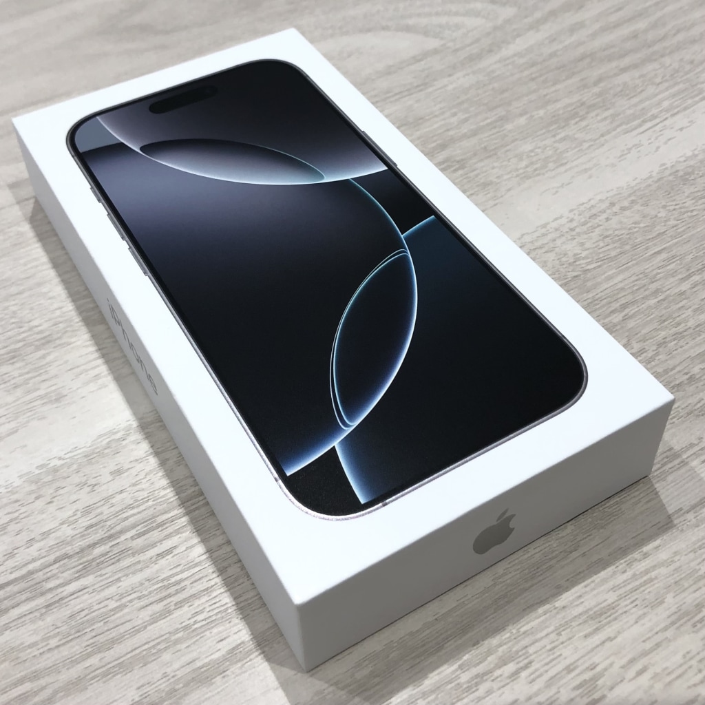 SIMロック解除(au) iPhone16Pro 128GB ホワイトチタニウム MYMW3J/A