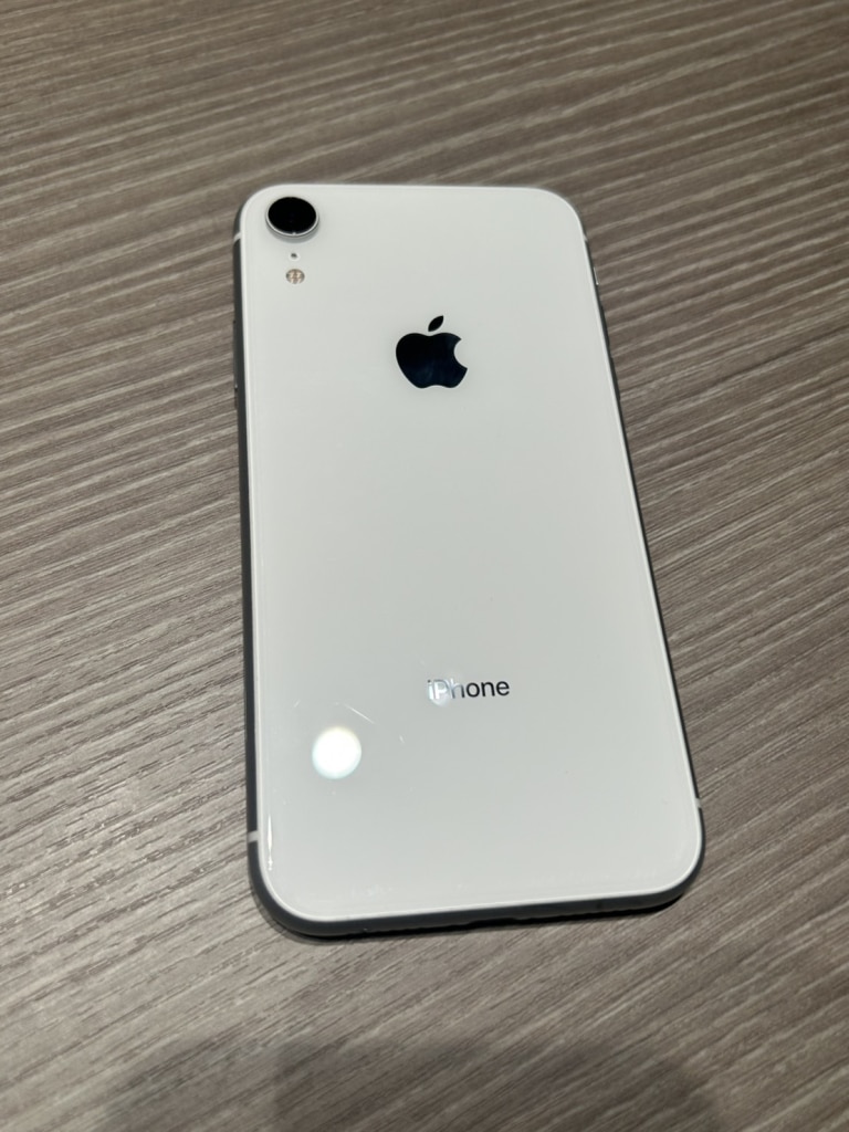 iPhoneXR 64GB ホワイト NT032J/A