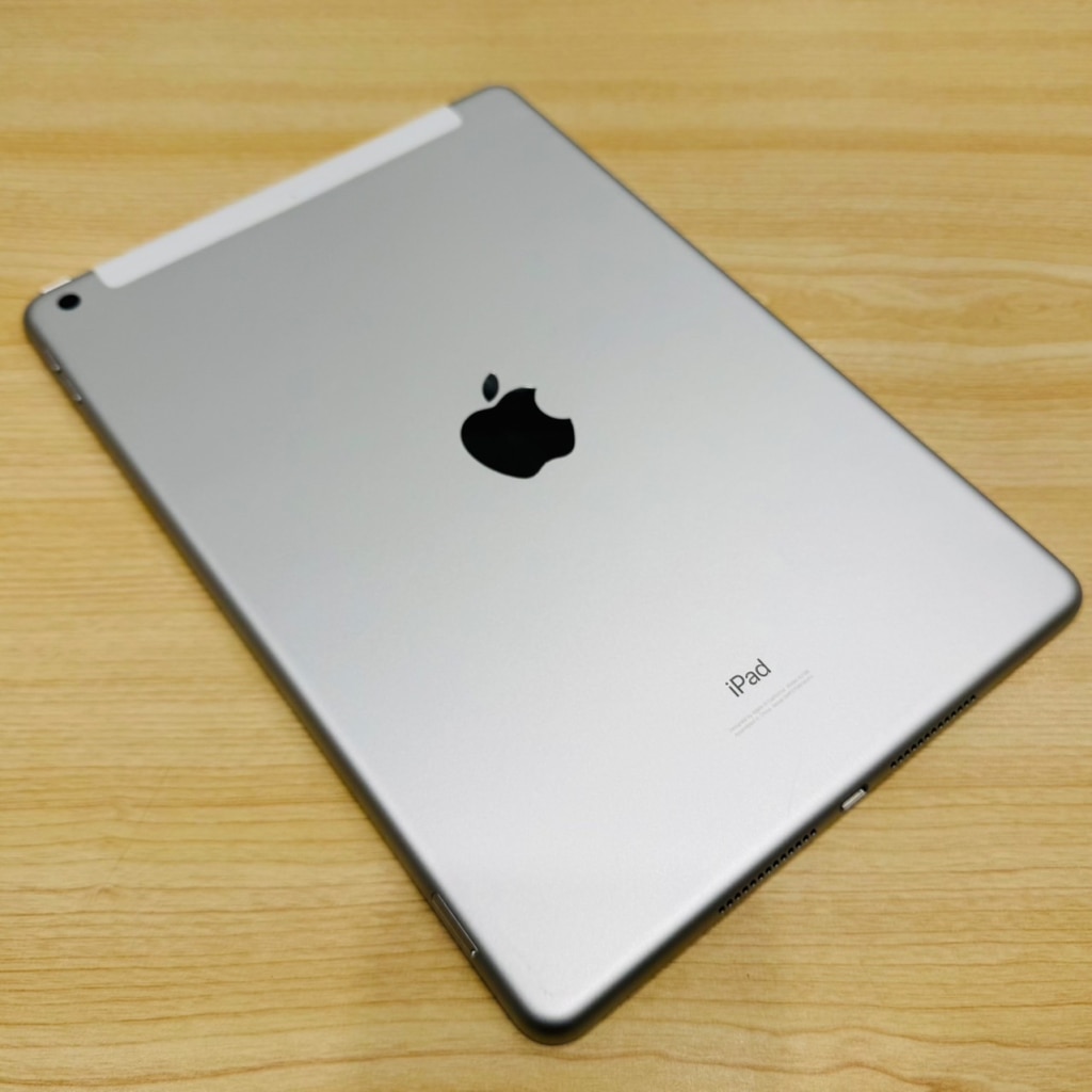 SIMロック解除(au) iPad 第7世代 Cellular 32GB シルバー MW6C2J/A