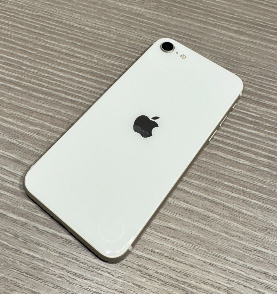 SIMロック解除(docomo) iPhoneSE3 128GB スターライト MMYG3J/A