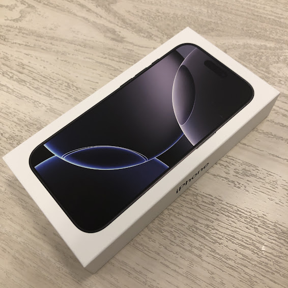 SIMロック解除(docomo) iPhone16Pro 256GB ブラックチタニウム MYN03J/A