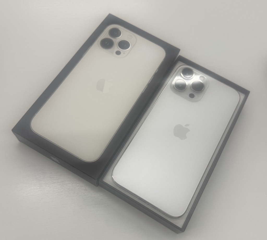 国内版SIMフリー iPhone13ProMax 256GB シルバー MLJ93J/A