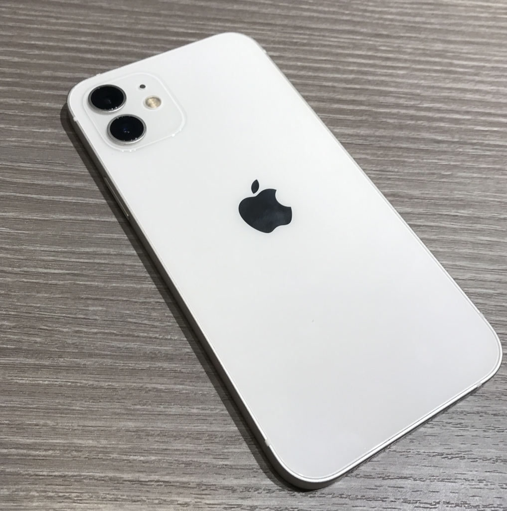 SIMロック解除(docomo) iPhone12 64GB ホワイト MGHP3J/A