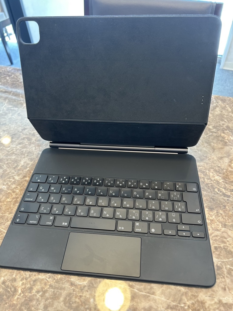 即決あり！】iPad Pro 12.9インチ (第4世代) 用 MagicKeyboard