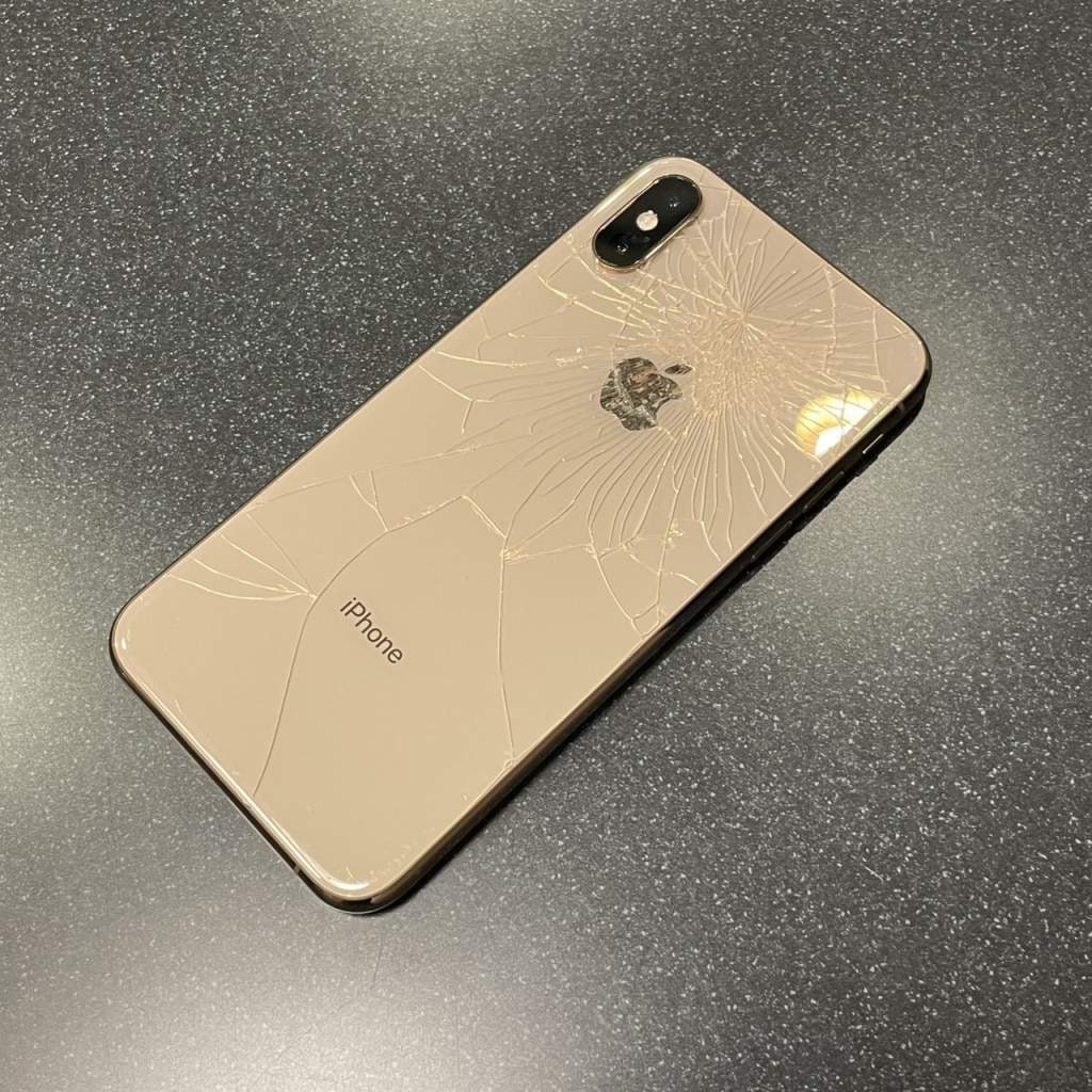 iPhoneXS 64GB ゴールド MTAY2J/A