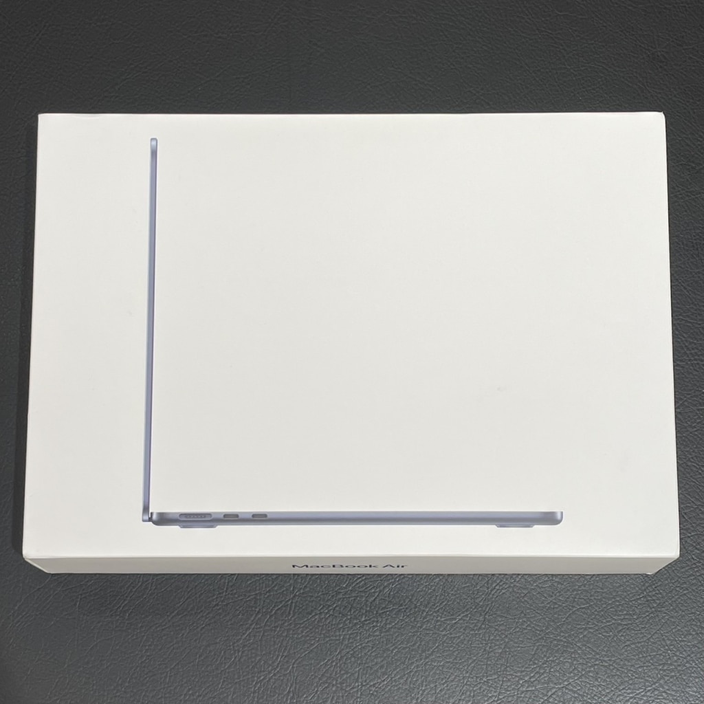 MacBook Air M2 13.6インチ 8GB 256GB ミッドナイト MLY33J/A