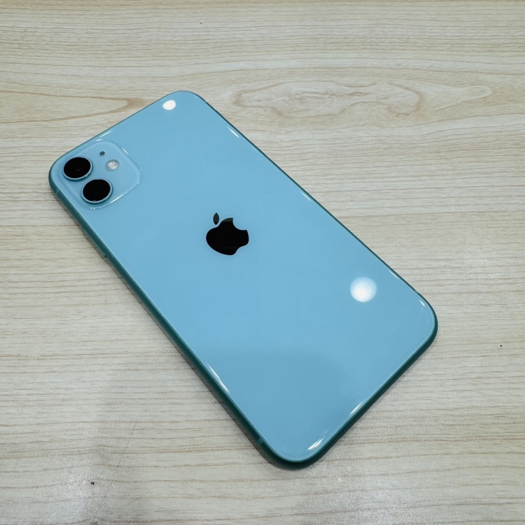 SIMロック解除(docomo) iPhone11 128GB グリーン MWM62J/A