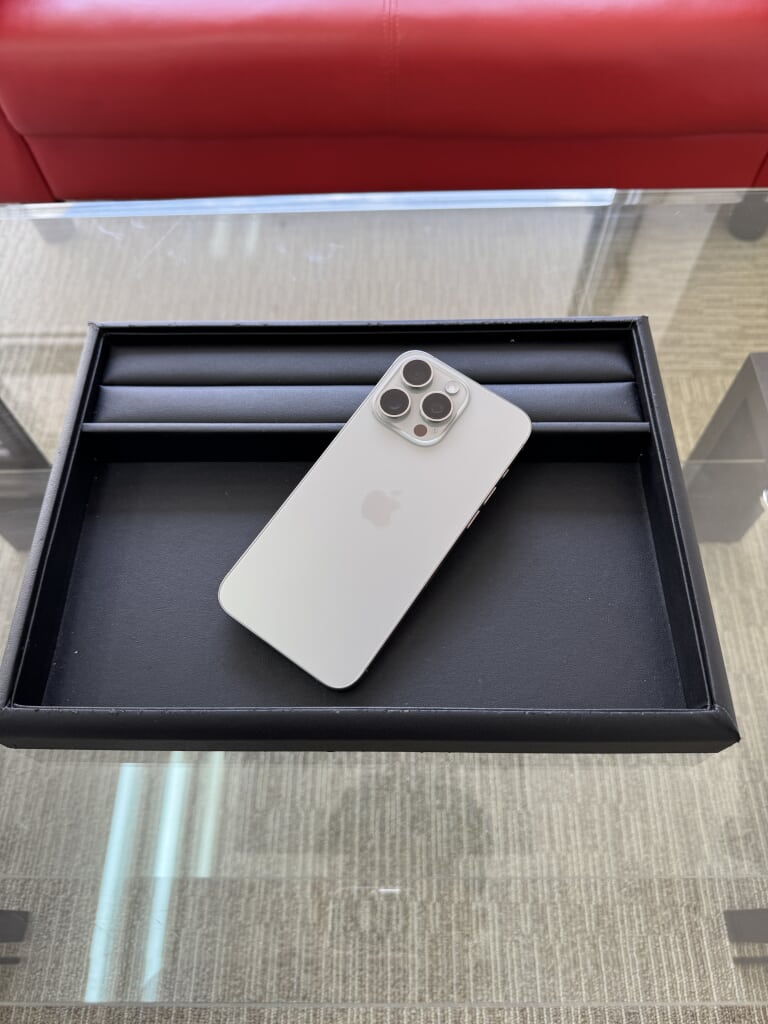 SIMロック解除(docomo)iPhone15ProMax 256GB ナチュラルチタニウム MU6R3J/A