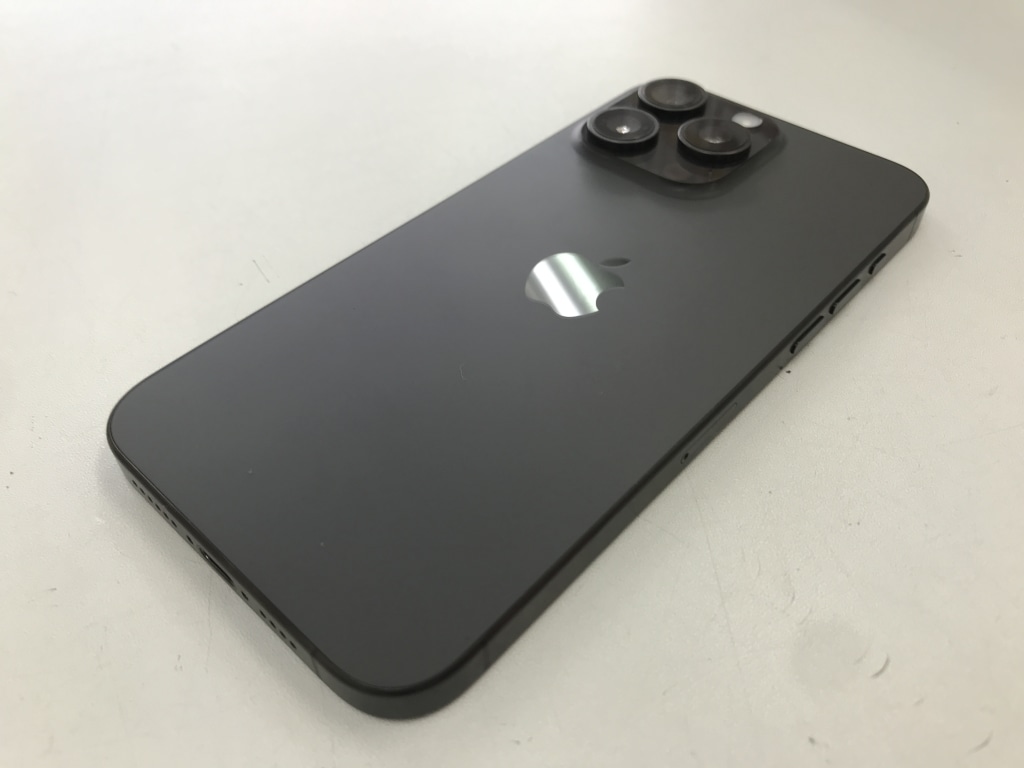 SIMロック解除(Softbank) iPhone15ProMax 512GB ブラックチタニウム MU6U3J/A