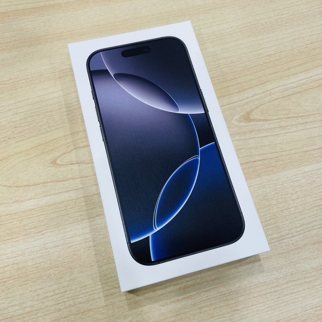 国内版SIMフリー iPhone16Pro 512GB ブラックチタニウム MYN43J/A
