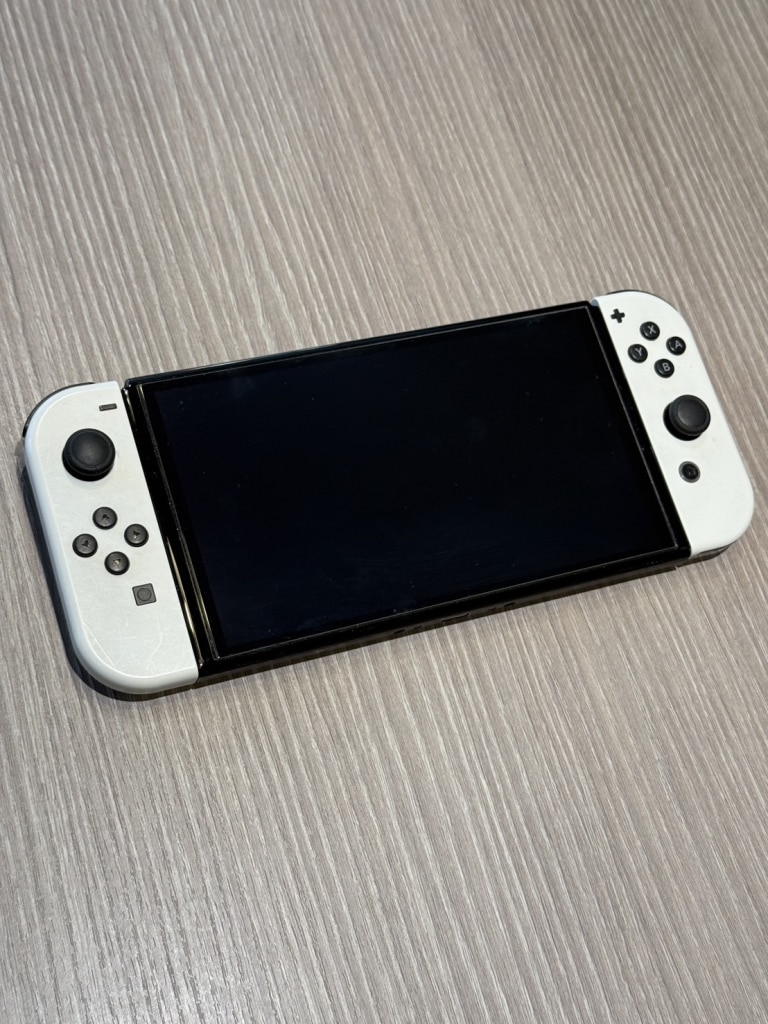 任天堂 Nintendo Switch 有機ELモデル ホワイト HEG-S-KAAAA