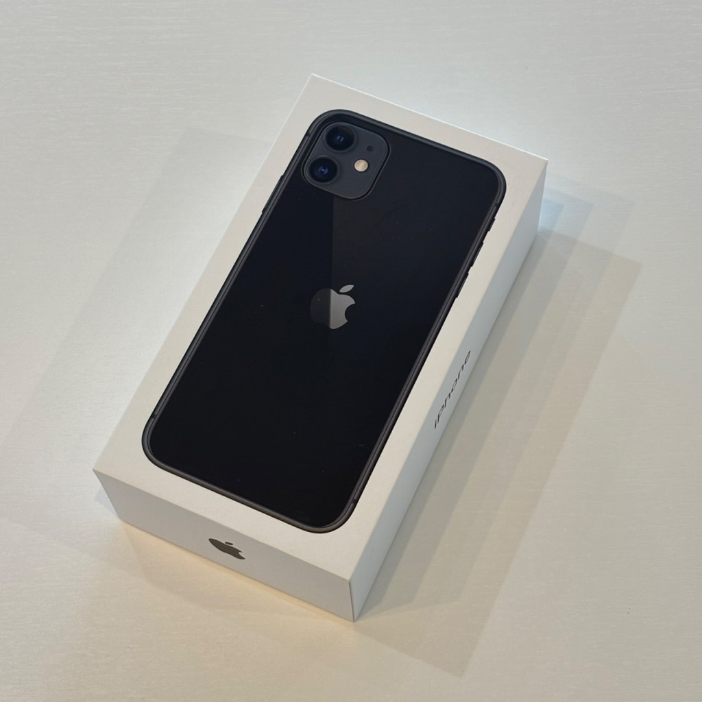 SIMロック解除(au) iPhone11 128GB ブラック MWM02J/A