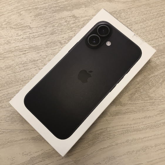 SIMロック解除(au) iPhone16 256GB ブラック MYDW3J/A