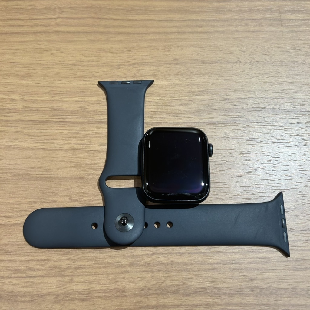 Apple Watch SE 第2世代 GPSモデル 44mm MXEK3J/A