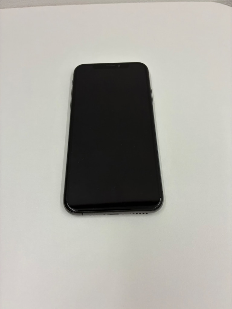 SIMロック解除(docomo) iPhoneXS 256GB スペースグレイ NTE02J/A