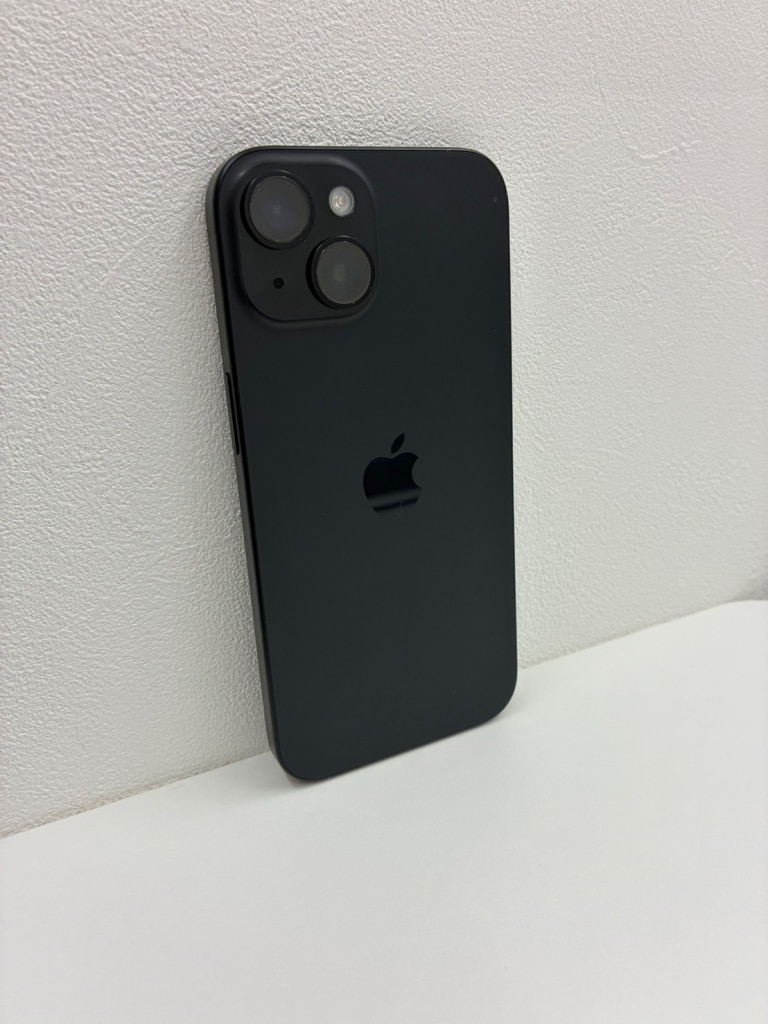 Apple iPhone15 128GB ブラック MTMH3J/A 赤ロム