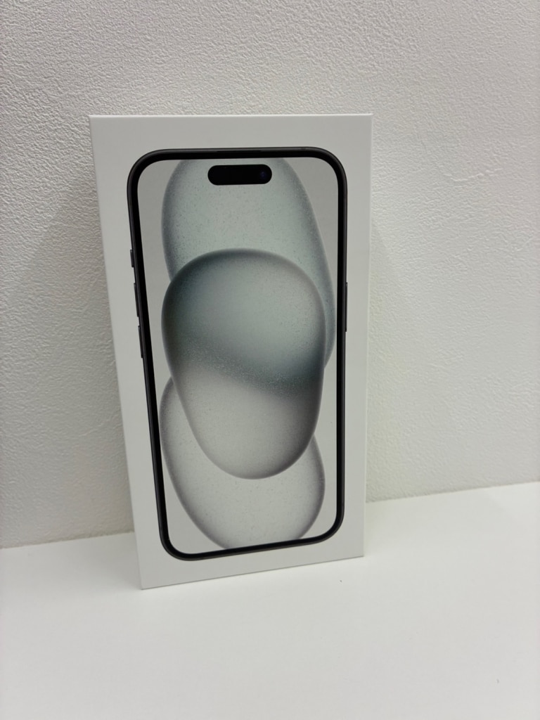 SIMロック解除(Softbank) iPhone15 128GB ブラック MTMH3J/A