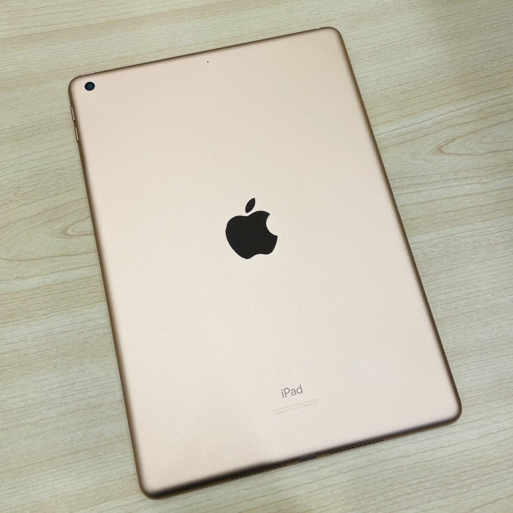 iPad 10.2インチ 第7世代 Wi-Fi 32GB ゴールド FW762J/A