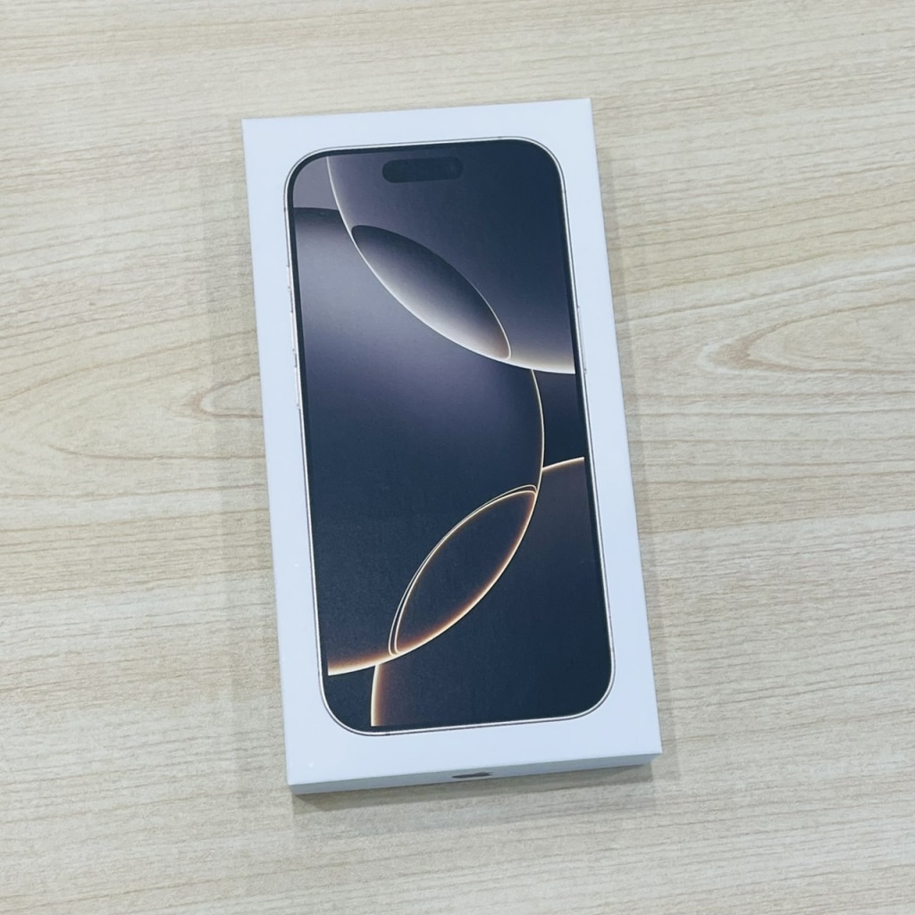 国内版SIMフリー iPhone16Pro 128GB ナチュラルチタニウム MYMY3J/A