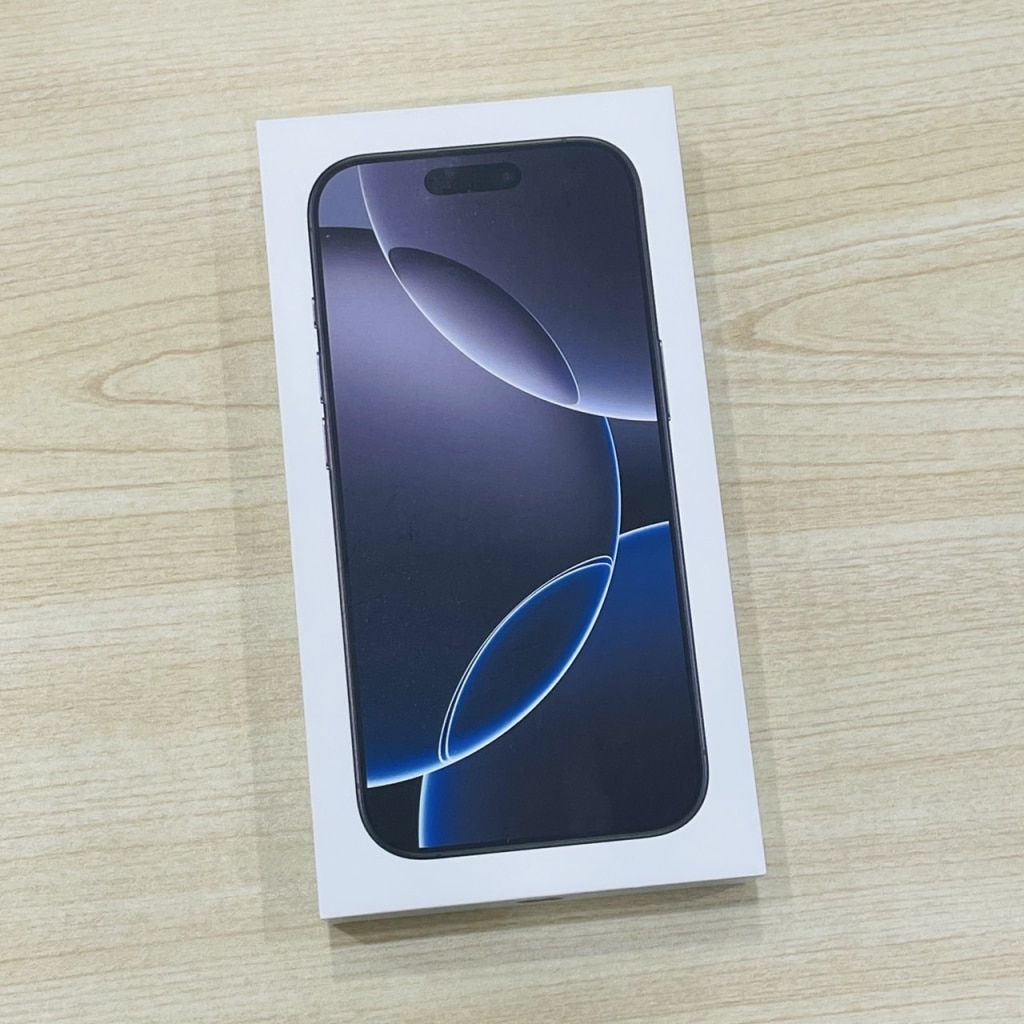 国内版SIMフリー iPhone16Pro 128GB ブラックチタニウム MYMV3J/A