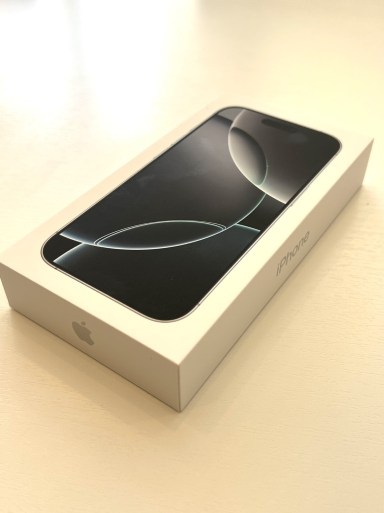 iPhone16Pro 512GB ホワイトチタニウム MYN53J/A