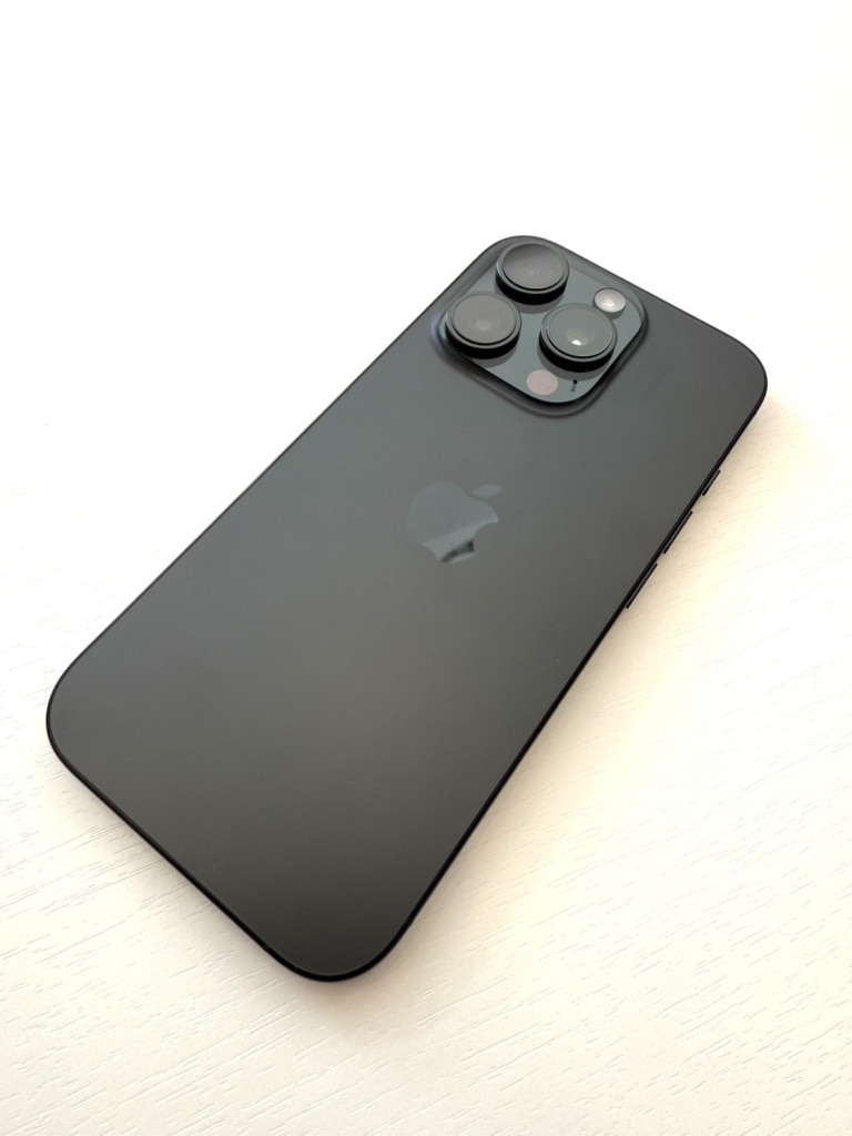 iPhone16Pro 128GB ブラックチタニウム MYMV3J/A