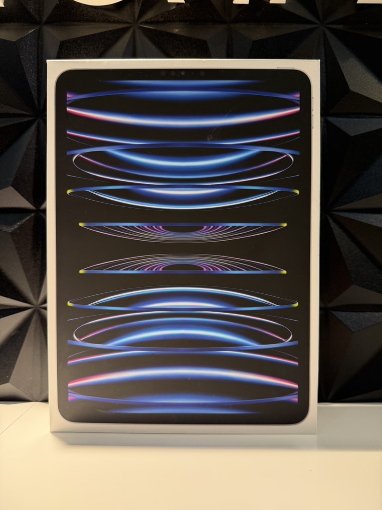 iPad Pro 第4世代 11インチ Wi-Fi 256GB シルバー MNXG3J/A
