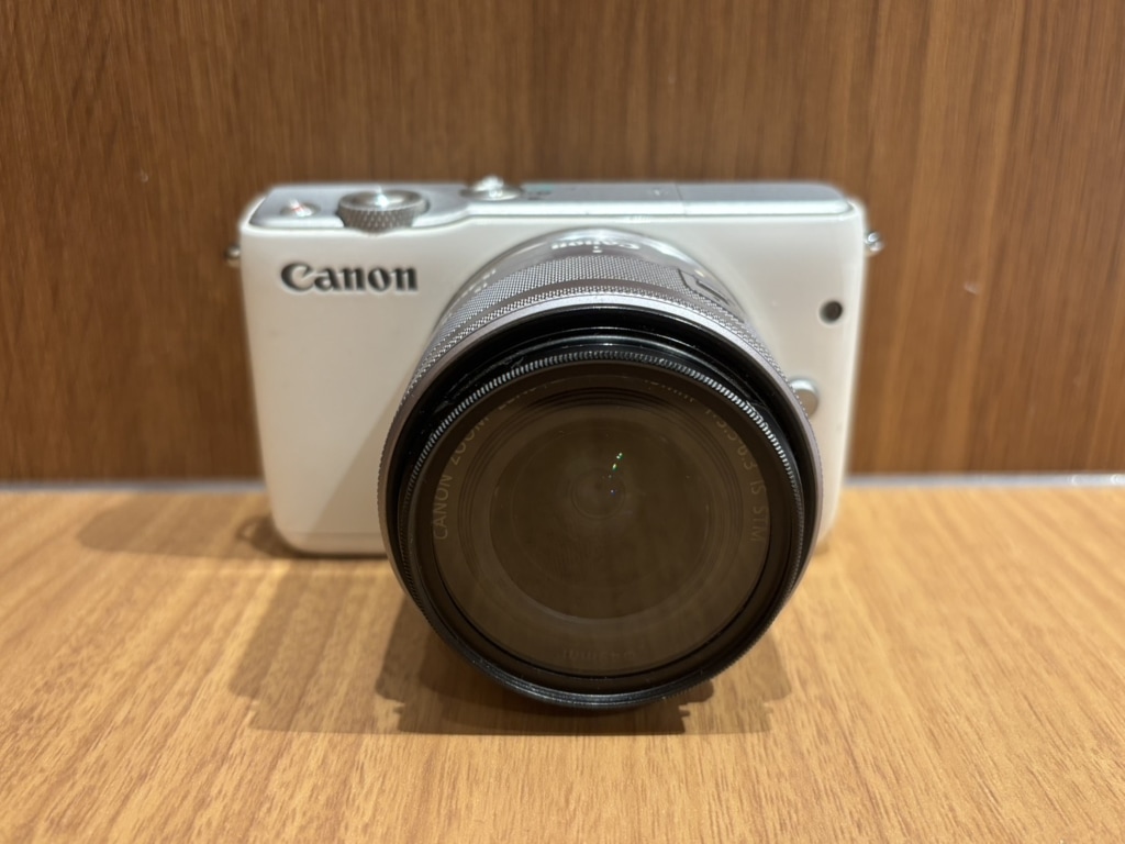 キャノン EOS M10