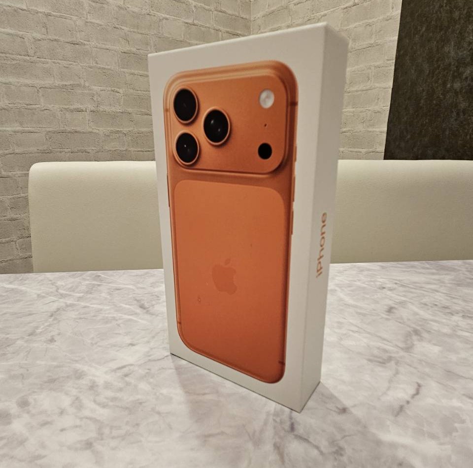 国内版SIMフリー iPhone17Pro 256GB コズミックオレンジ MG864J/A