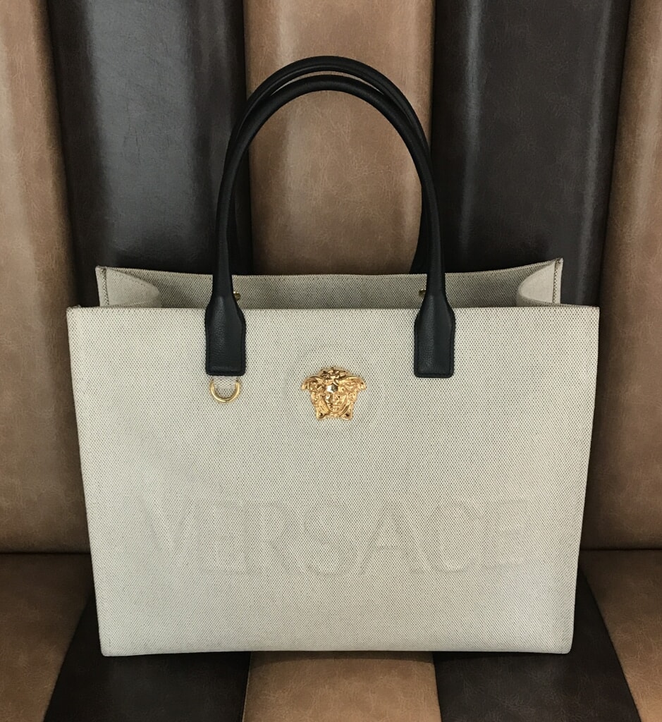 ヴェルサーチ ラ メドゥーサ ラージ キャンバス トート 1004741-1A03494