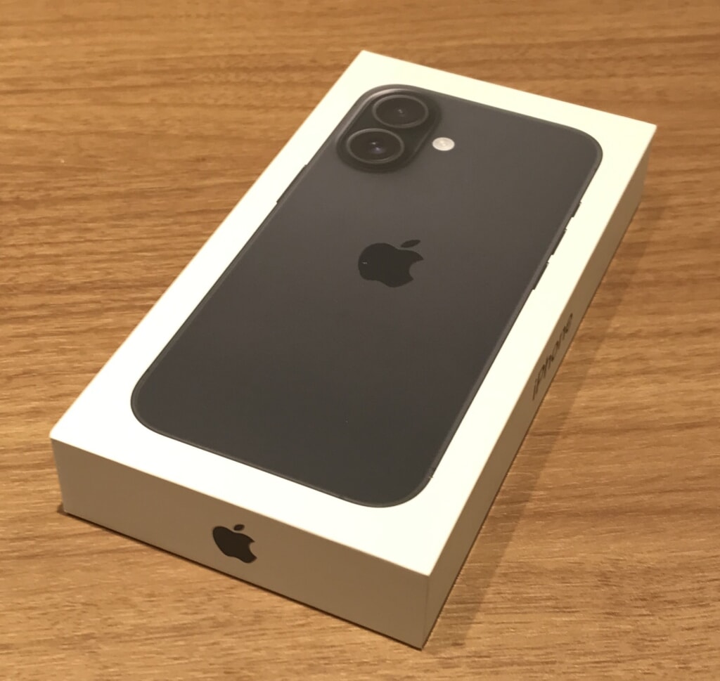 SIMロック解除(Softbank) iPhone16 256GB ブラック MYDW3J/A