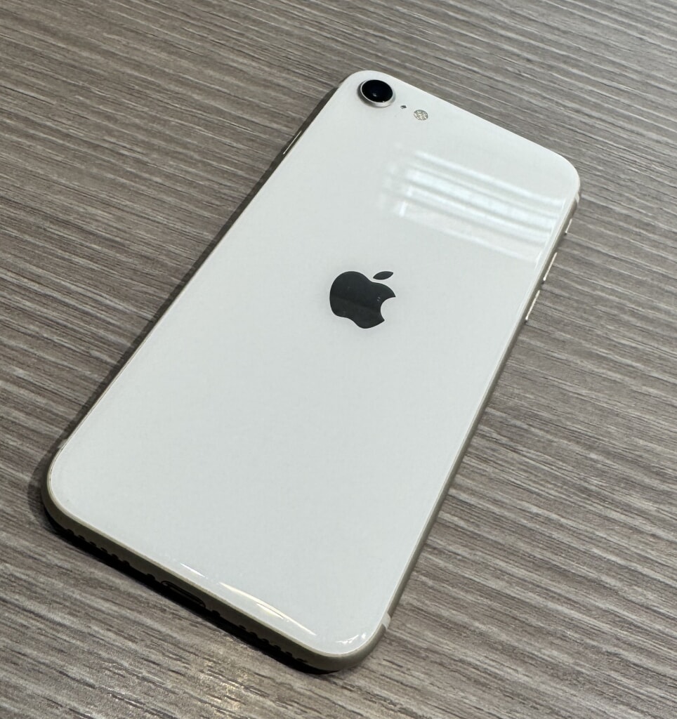 SIMロック解除(docomo) iPhoneSE3 128GB スターライト MMYG3J/A