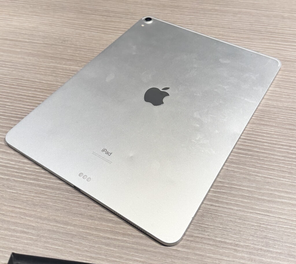 Apple iPad Pro 12.9インチ 第3世代 Wi-Fiモデル 256GB シルバー MTFN2J/A