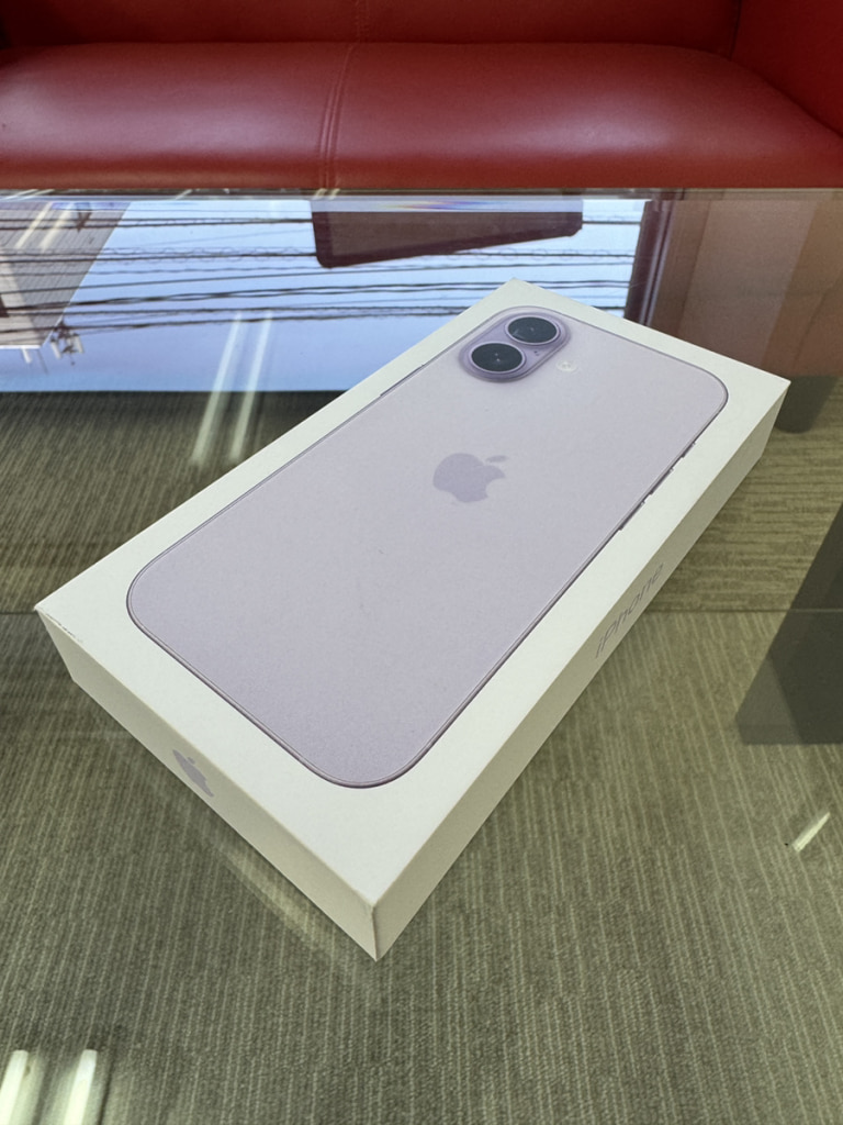国内版SIMフリー iPhone17 256GB ラベンダー MG6A4J/A