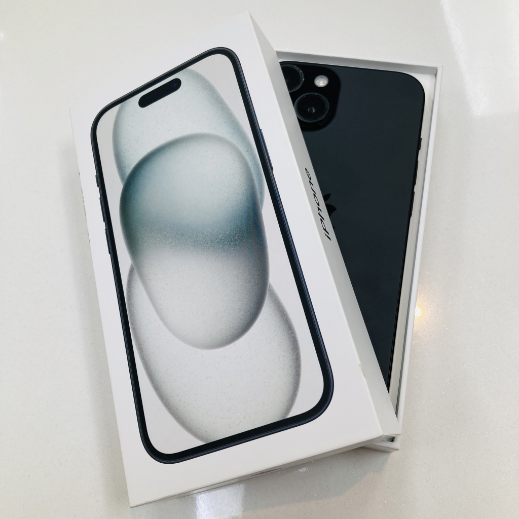 国内版SIMフリー iPhone15 128GB ブラック MTMH3J/A
