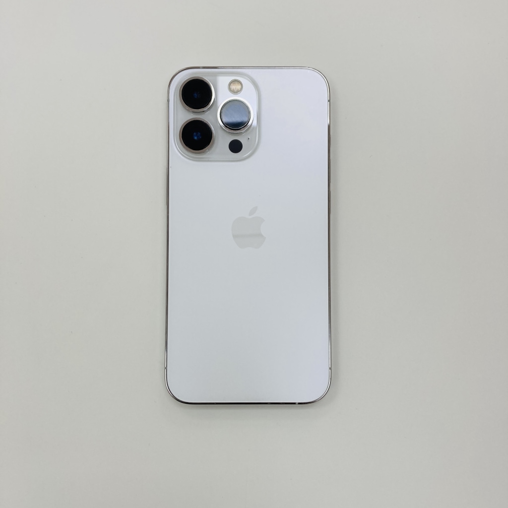 SIMロック解除(au) iPhone13 Pro 256GB シルバー MLUP3J/A