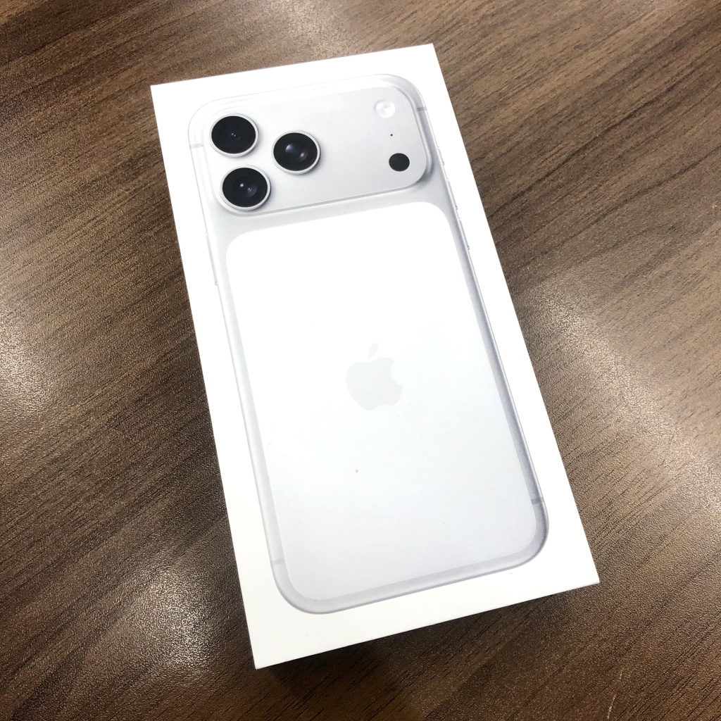 au/SIMロック解除 iPhone17 Pro Max 256GB シルバー MFY84J/A