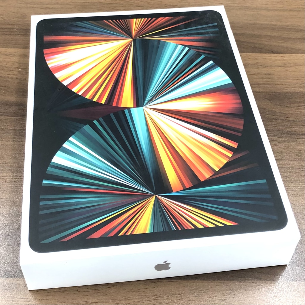iPad Pro 12.9インチ 第5世代 Wi-Fi 256GB シルバー MHNJ3J/A