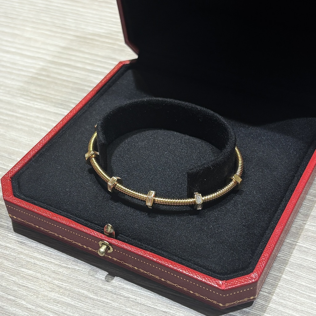 カルティエ エクル ドゥ カルティエ ダイヤ ブレスレット