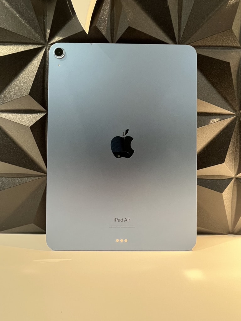 iPad Air 第5世代  Wi-Fiモデル 64GB ブルー MM9E3J/A