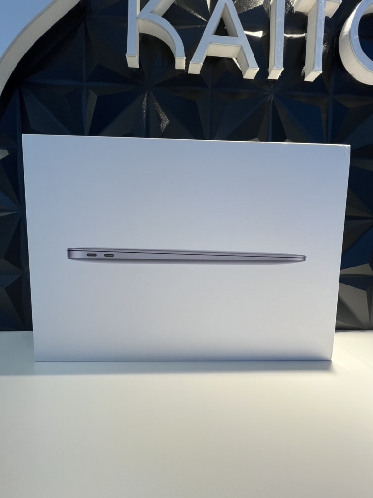 MacBookAir 13インチ 2020 M1 8GB 256GB スペースグレイ MGN63J/A
